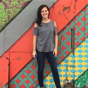 Meet your Posher, Lauren